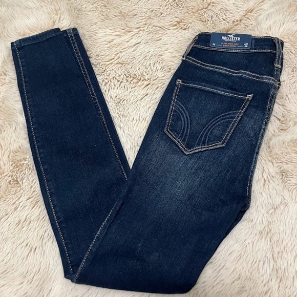 Hollister Denim - NEW Hollister Skinny Jeans 0 Short